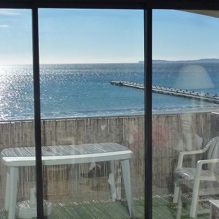 Les Pieds Dans L'Eau Apartment Ла Кроа Валмер Екстериор снимка